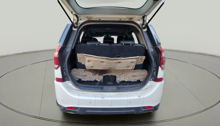 2021 Mahindra XUV500 W9, Diesel, Manual, 27,208 km, exterior