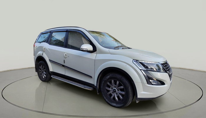 2021 Mahindra XUV500 W9, Diesel, Manual, 27,208 km, exterior