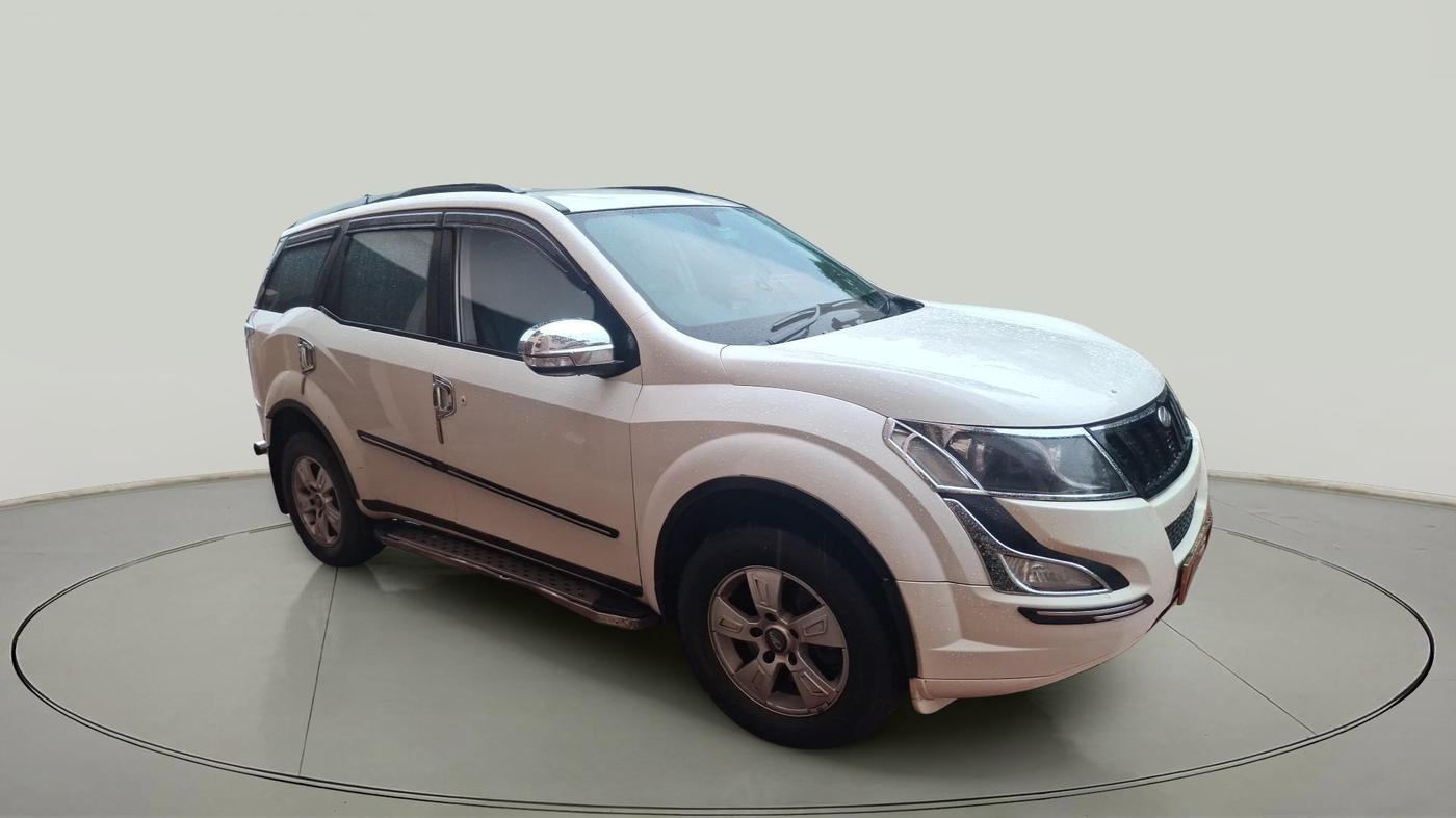 2017 Mahindra XUV500 W4 1.99, Diesel, Manual, 67,679 km, exterior