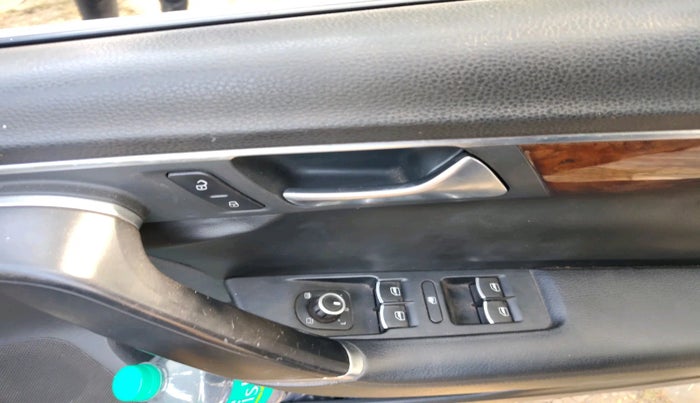 2012 Volkswagen Passat HIGHLINE DSG, Diesel, Automatic, 81,170 km, interior