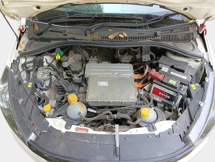2023 Tata TIAGO EV XT LONG RANGE, Electric, Automatic, 38,135 km, exterior
