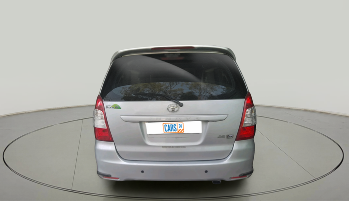 2013 Toyota Innova 2.5 GX 8 STR, Diesel, Manual, 61,388 km, exterior