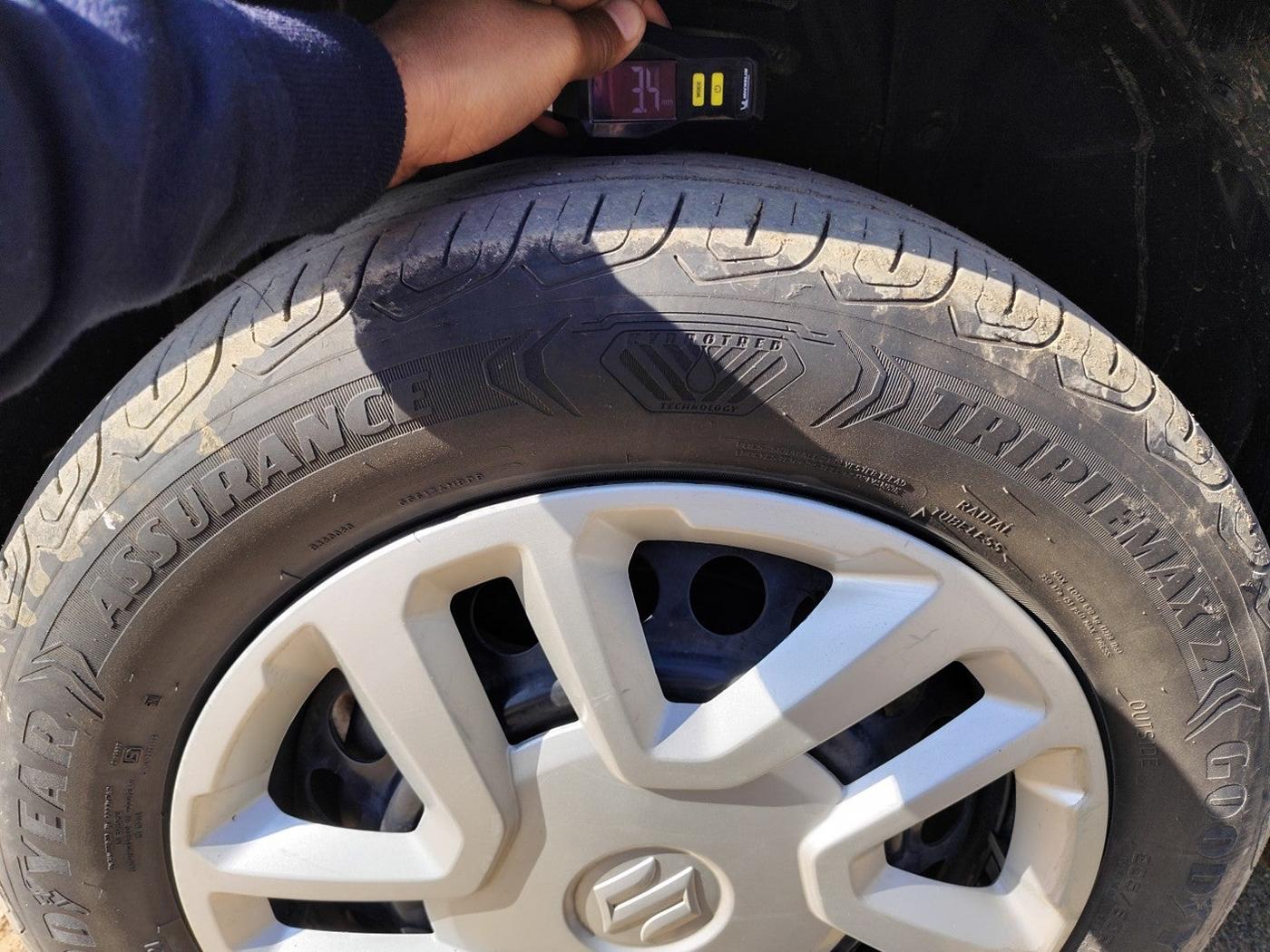 2019 Maruti Vitara Brezza VDI, Diesel, Manual, 1,04,170 km, tyre