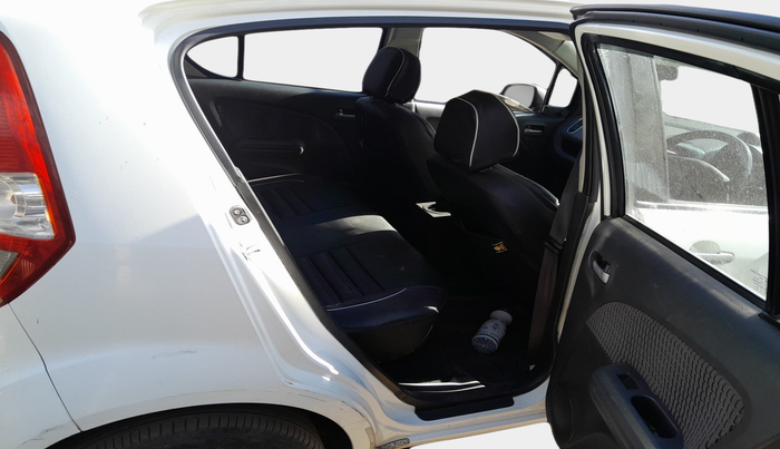 2012 Maruti Ritz VDI, Diesel, Manual, 1,14,474 km, interior