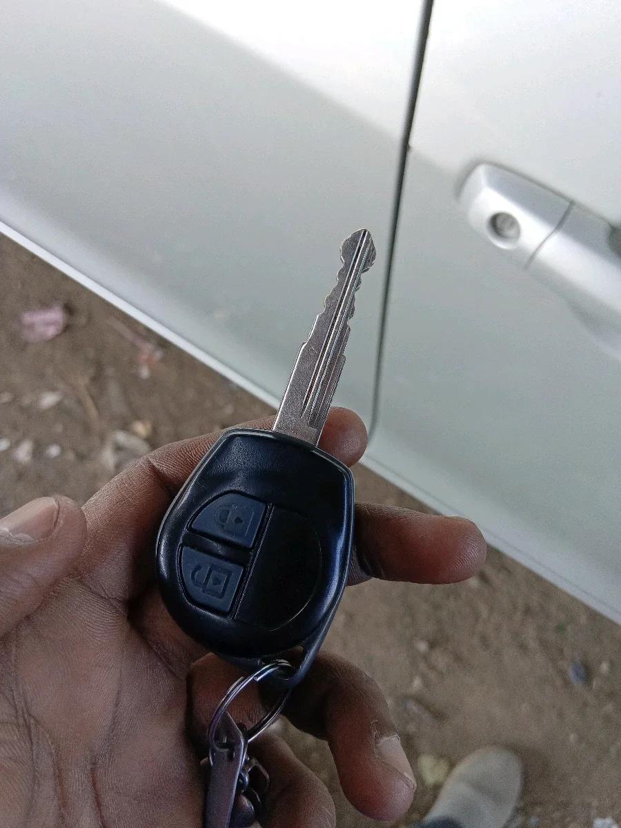 2013 Maruti Ertiga VDI, Diesel, Manual, 2,15,358 km, interior
