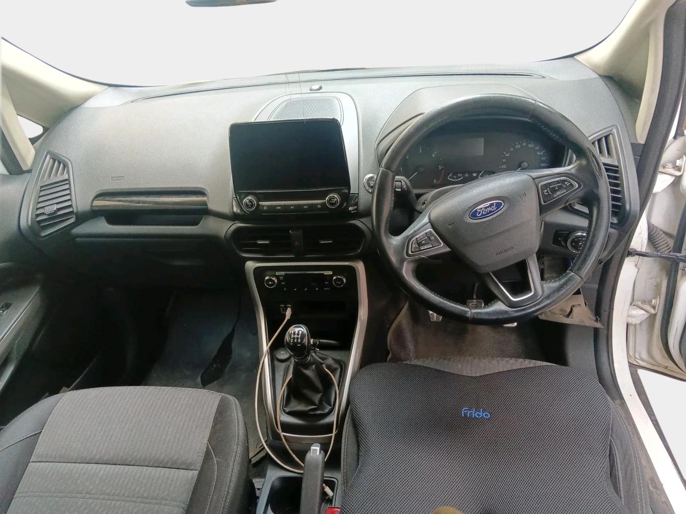 2018 Ford Ecosport TITANIUM 1.5L DIESEL, Diesel, Manual, 1,14,810 km, interior