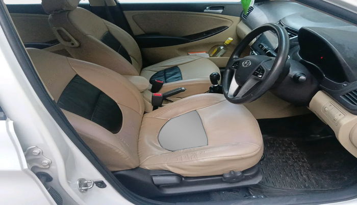 2015 Hyundai Verna FLUIDIC 4S 1.6 VTVT S(O), Petrol, Manual, 55,247 km, interior