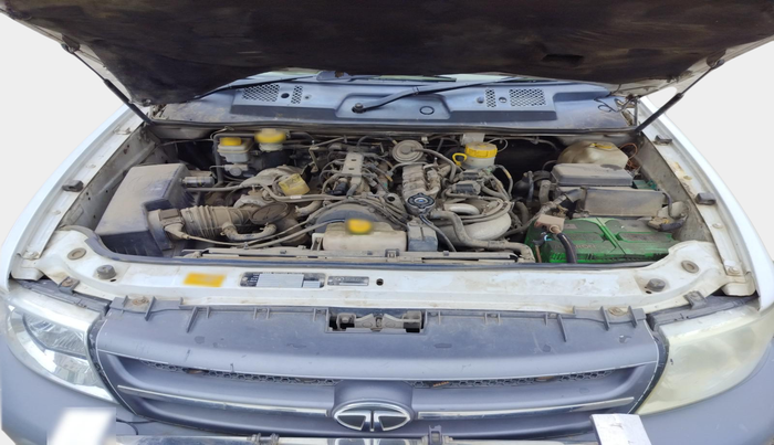 2012 Tata Safari 4X2 LX DICOR, Diesel, Manual, 1,24,617 km, exterior