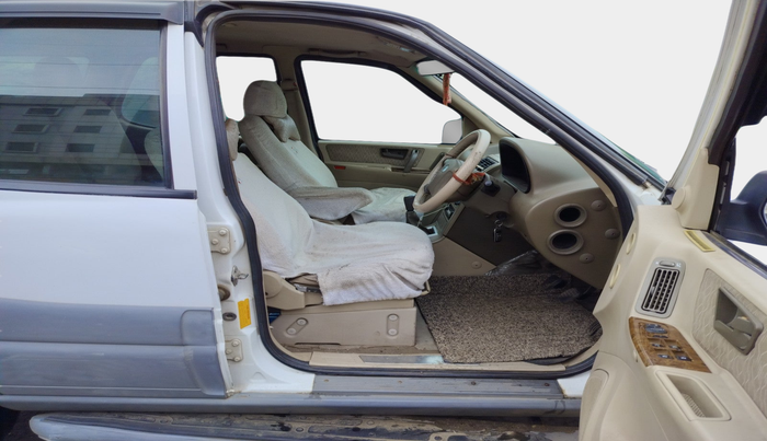 2012 Tata Safari 4X2 LX DICOR, Diesel, Manual, 1,24,617 km, interior