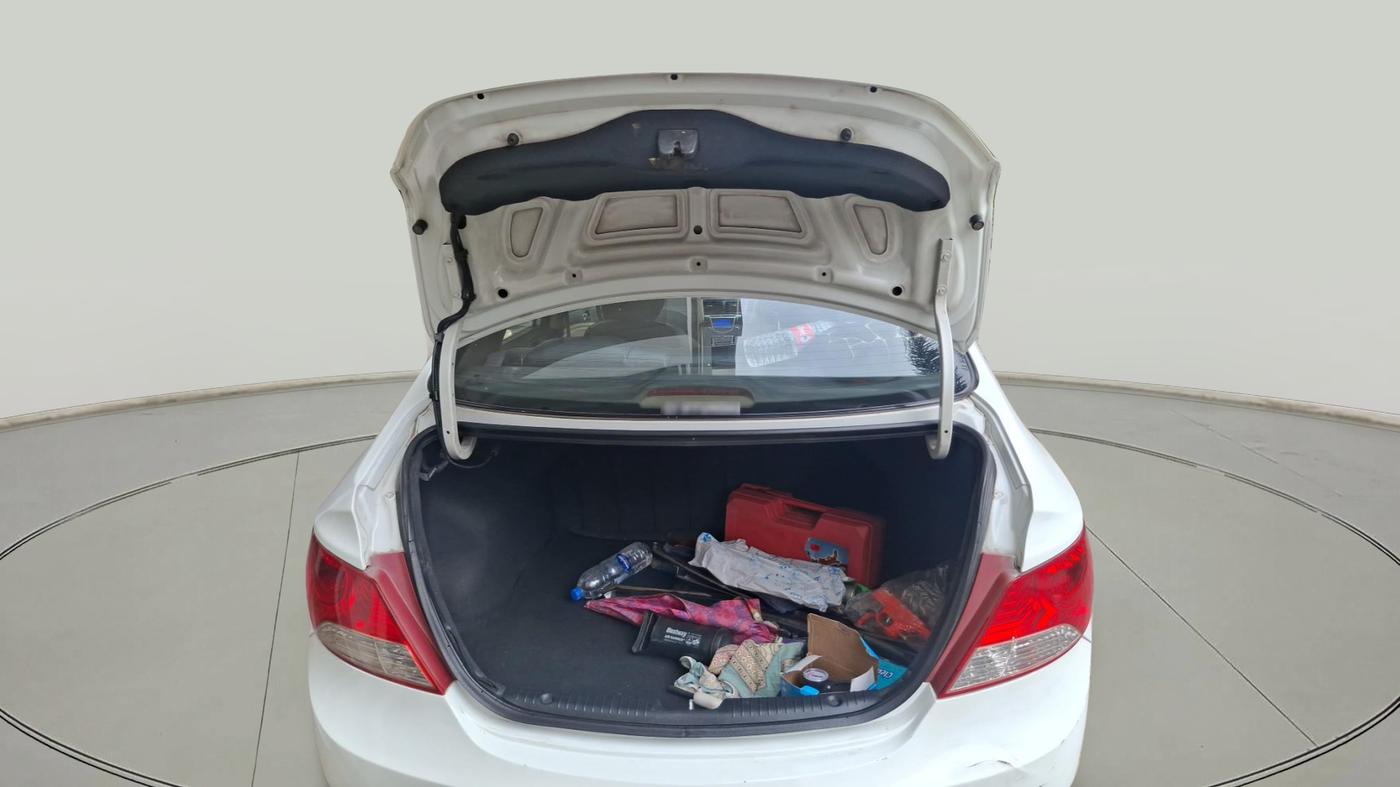 2013 Hyundai Verna FLUIDIC 1.6 CRDI EX, Diesel, Manual, 68,534 km, exterior