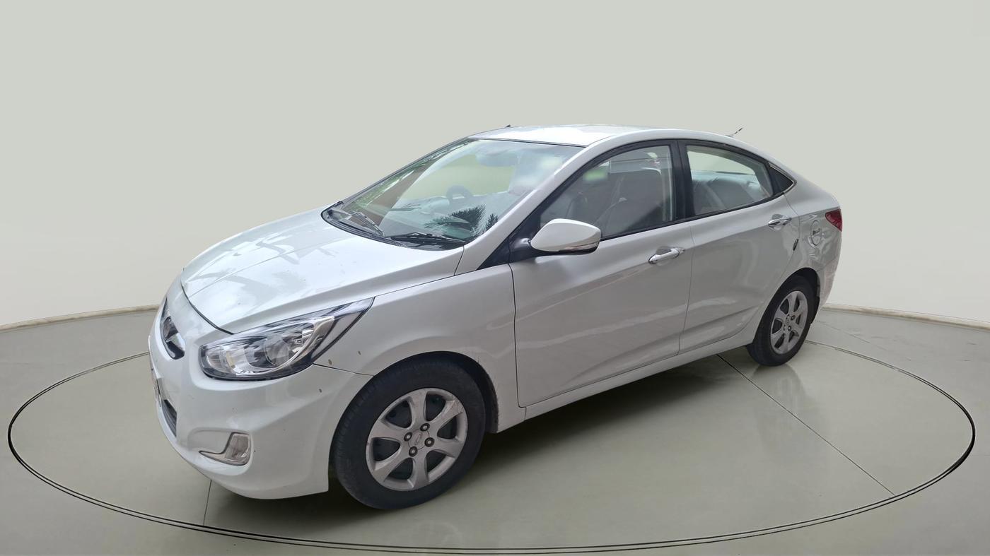 2013 Hyundai Verna FLUIDIC 1.6 CRDI EX, Diesel, Manual, 68,534 km, exterior