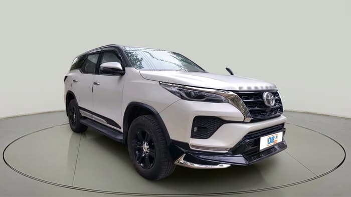 2024 Toyota Fortuner Leader Edition 4X2 AT 2.8, Diesel, Automatic, 35,540 km, exterior