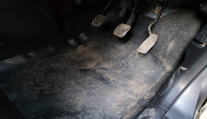 2014 Maruti Wagon R 1.0 LXI, Petrol, Manual, 47,734 km, interior