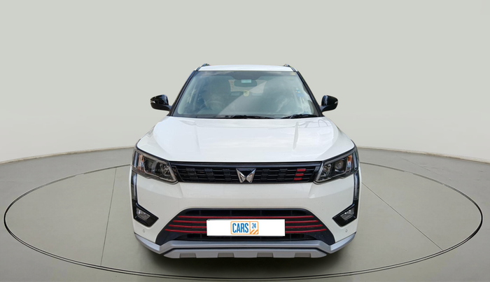 2022 Mahindra XUV300 W8 (O) 1.2 PETROL, Petrol, Manual, 26,759 km, exterior