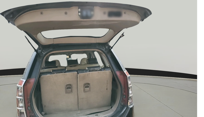 2012 Mahindra XUV500 W8, Diesel, Manual, 1,20,327 km, exterior