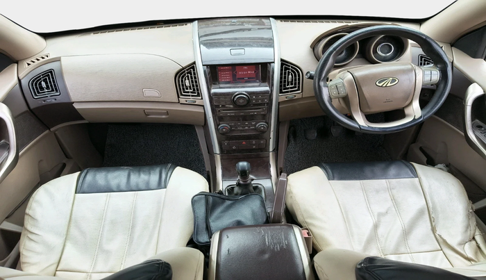 2012 Mahindra XUV500 W8, Diesel, Manual, 1,20,327 km, interior