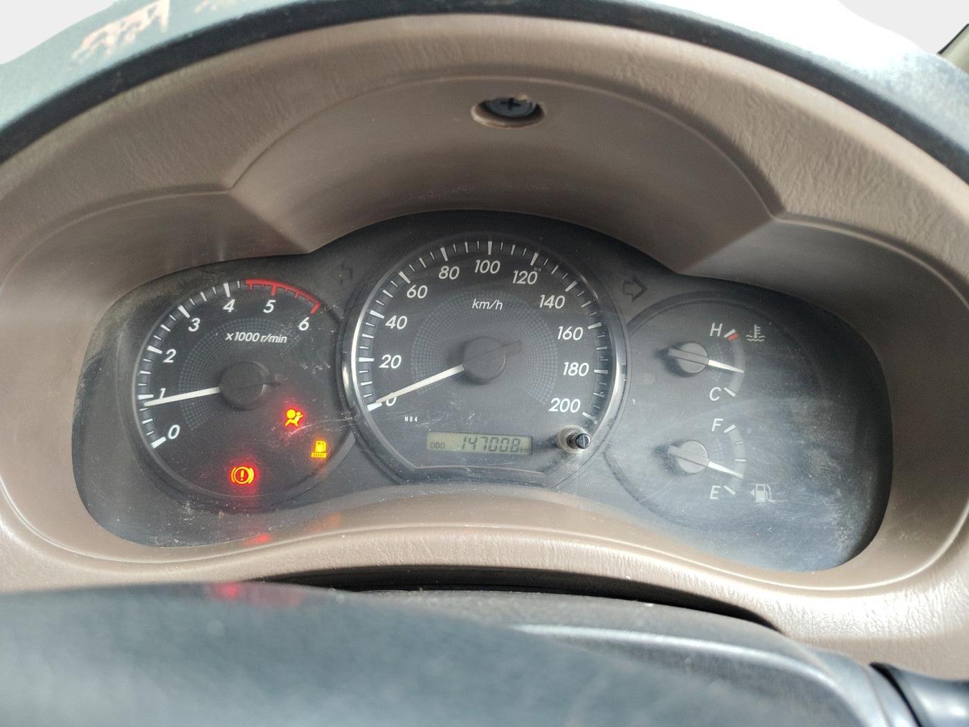 2015 Toyota Innova 2.5 GX 8 STR, Diesel, Manual, 20,00,000 km, interior