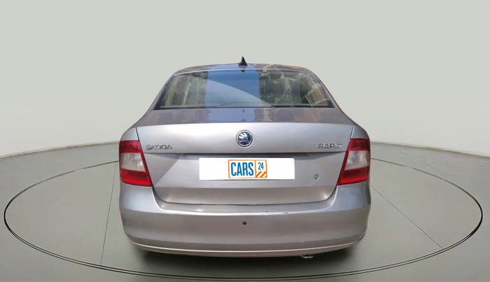 2013 Skoda Rapid AMBITION 1.6 TDI CR MT, Diesel, Manual, 73,399 km, exterior