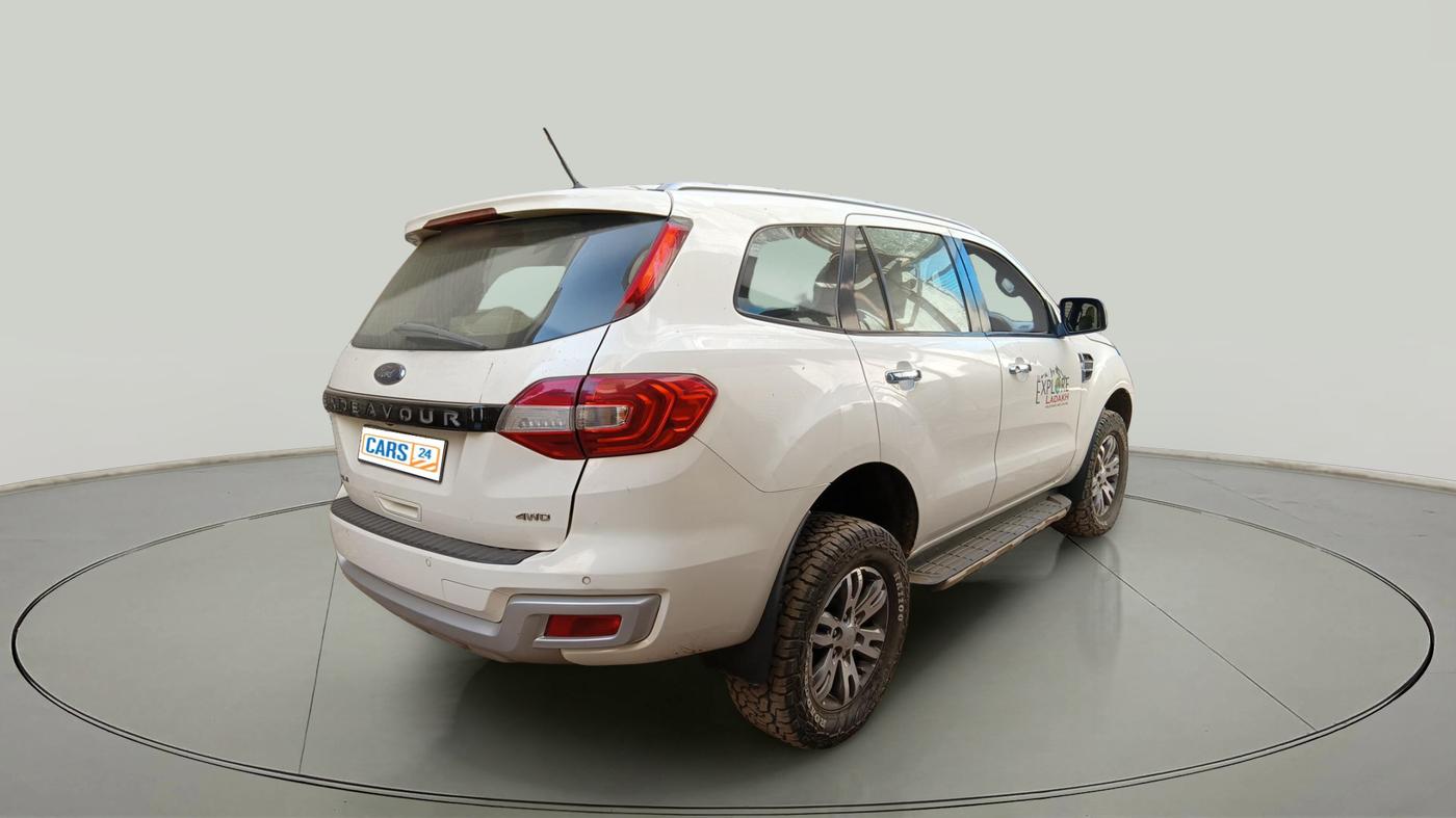 2018 Ford Endeavour TITANIUM 3.2 4X4 AT, Diesel, Automatic, 1,45,602 km, exterior