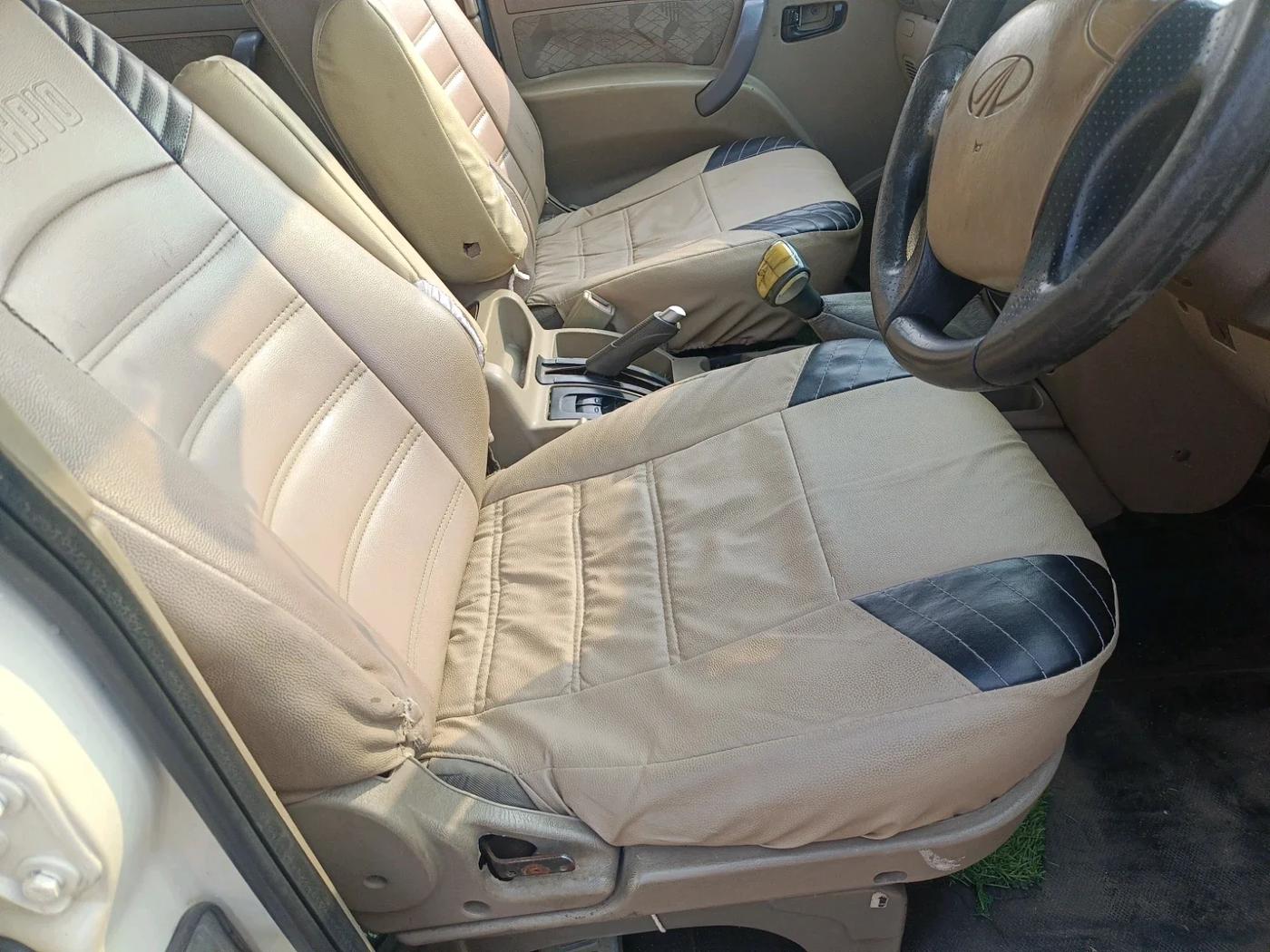 2011 Mahindra Scorpio SLE, Diesel, Manual, 3,24,203 km, interior