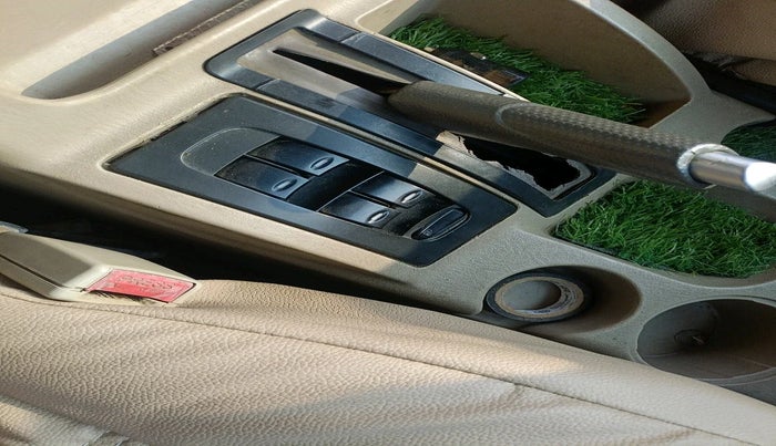 2011 Mahindra Scorpio SLE, Diesel, Manual, 3,24,203 km, interior