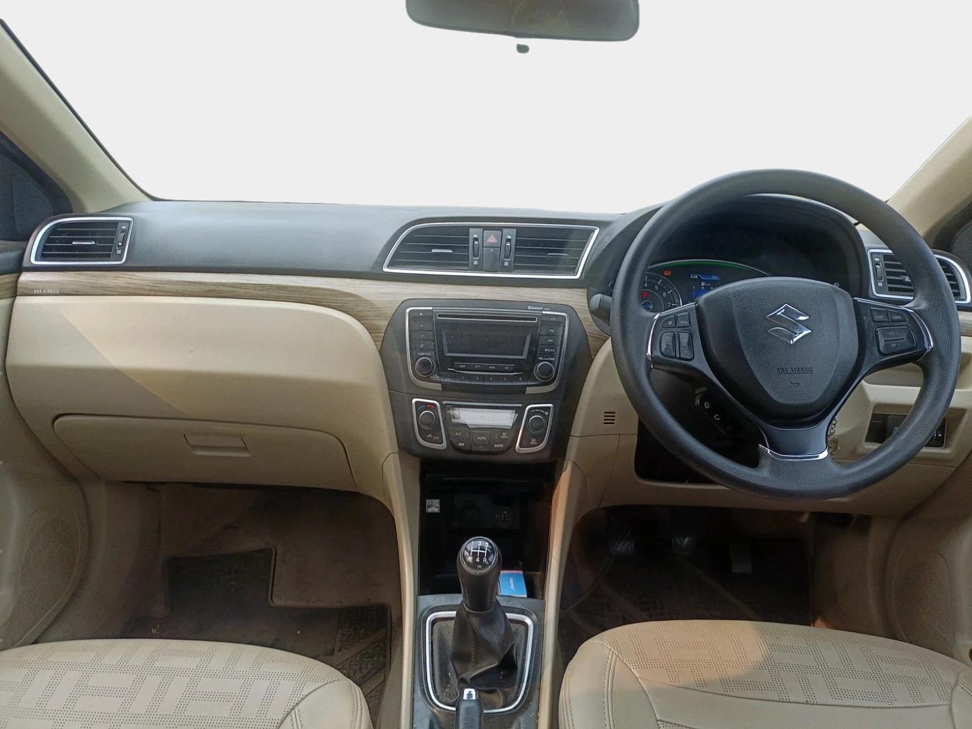 2022 Maruti Ciaz DELTA 1.5 SHVS MT PETROL, Petrol, Manual, 31,589 km, interior
