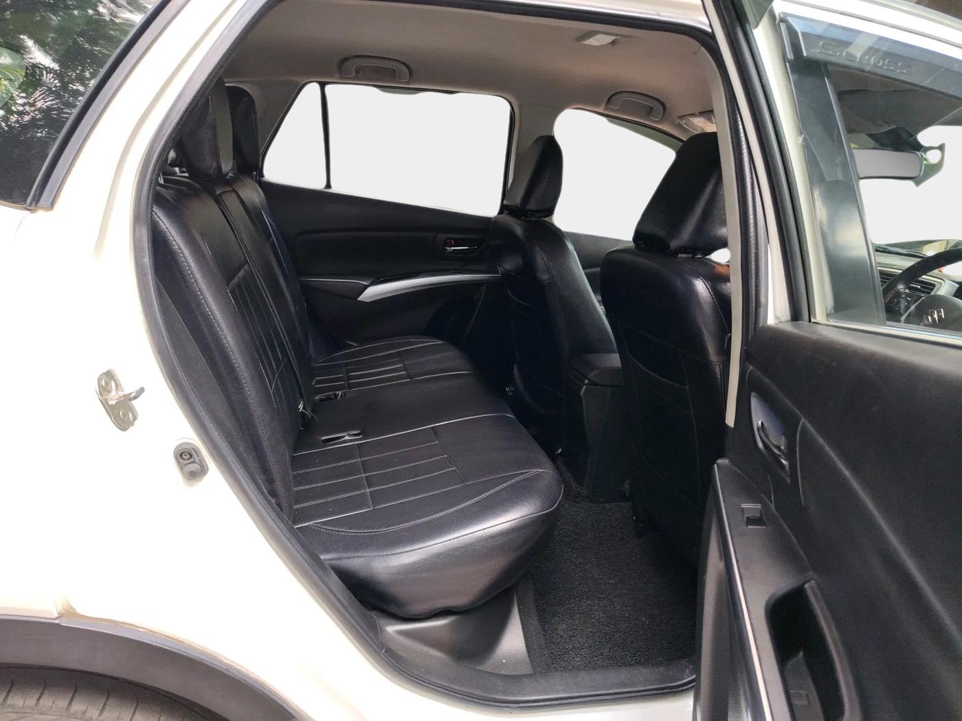 2018 Maruti S Cross ALPHA 1.3, Diesel, Manual, 66,512 km, interior
