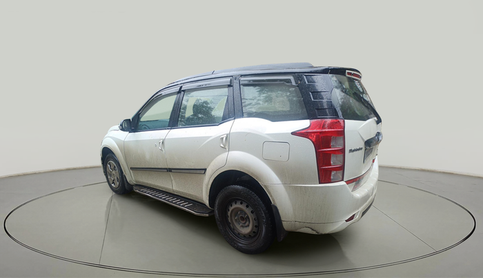 2017 Mahindra XUV500 W4, Diesel, Manual, 1,08,414 km, exterior