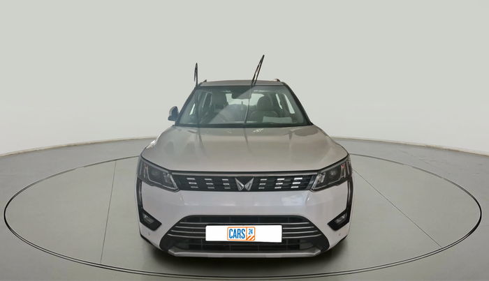 2024 Mahindra XUV300 W8 (O) 1.5 DIESEL, Diesel, Manual, 35,254 km, exterior