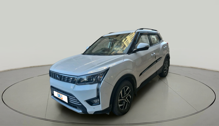 2024 Mahindra XUV300 W8 (O) 1.5 DIESEL, Diesel, Manual, 35,254 km, exterior
