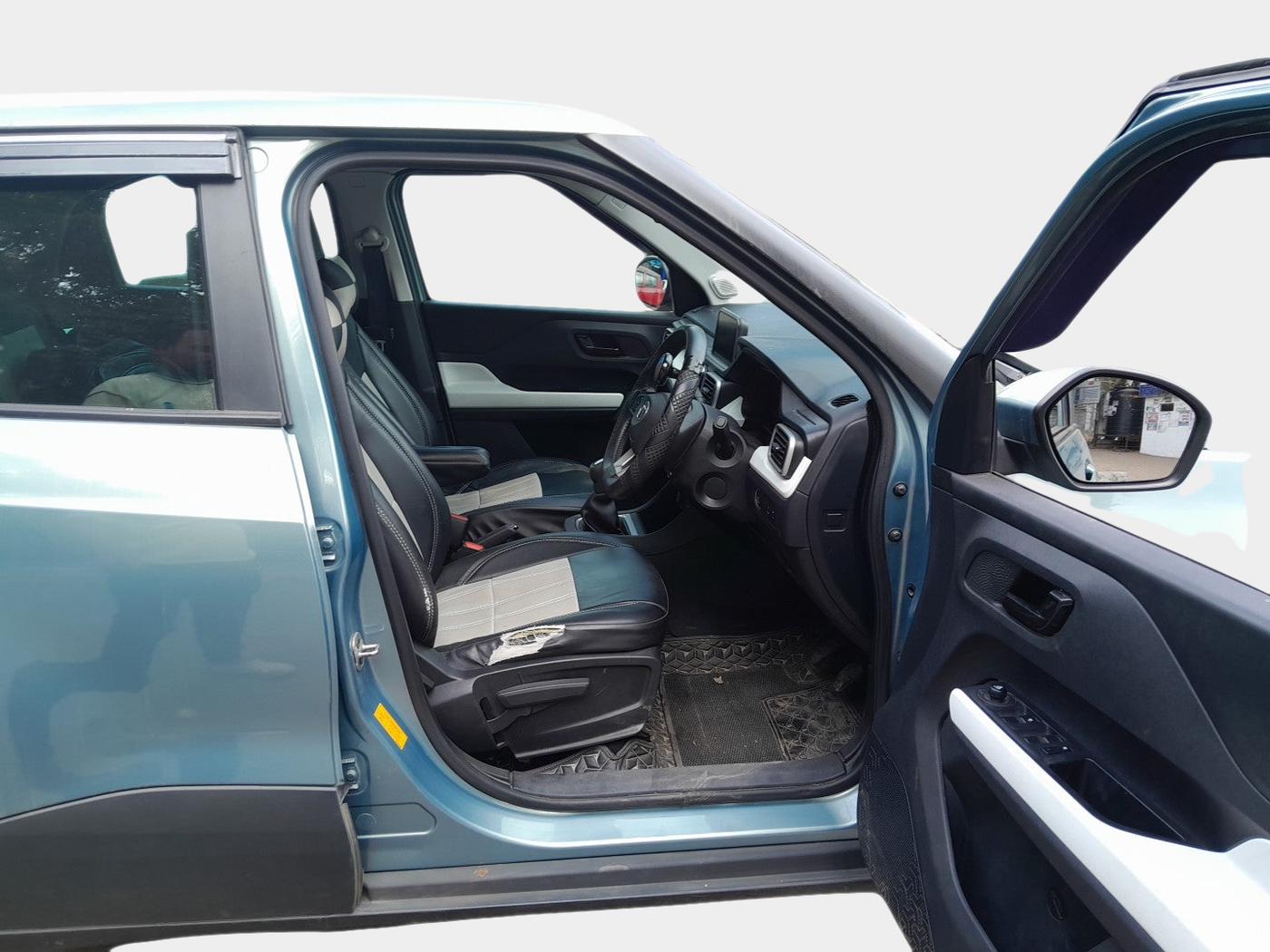 2023 Tata PUNCH ACCOMPLISHED DAZZLE PACK MT, Petrol, Manual, 21,361 km, interior