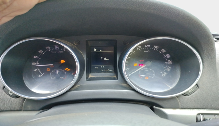 2012 Skoda Yeti ACTIVE 2.0 TDI CR 4X2, Diesel, Manual, 93,986 km, interior