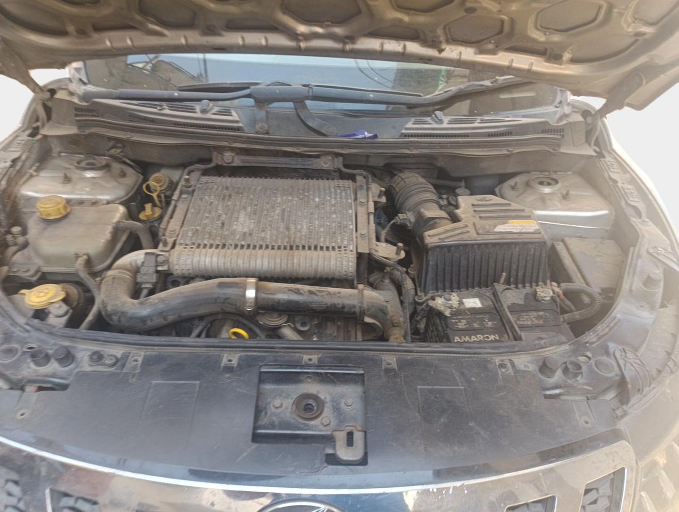 2014 Mahindra XUV500 W4, Diesel, Manual, 76,981 km, exterior