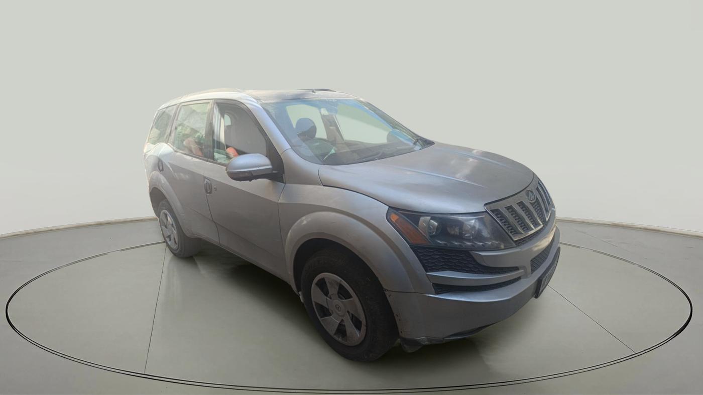 2014 Mahindra XUV500 W4, Diesel, Manual, 76,981 km, exterior