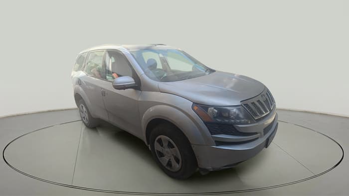 2014 Mahindra XUV500 W4, Diesel, Manual, 76,981 km, exterior