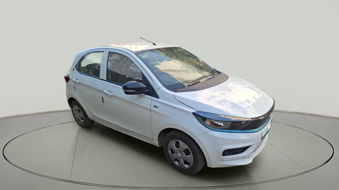 2024 Tata TIAGO EV XT MEDIUM RANGE, Electric, Automatic, 11,755 km, exterior