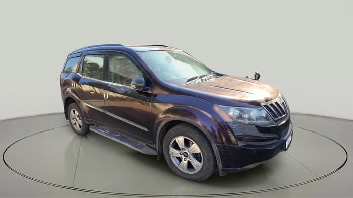 2014 Mahindra XUV500 W8, Diesel, Manual, 1,02,942 km, exterior