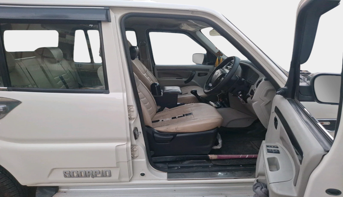 2021 Mahindra Scorpio S5, Diesel, Manual, 1,43,762 km, interior