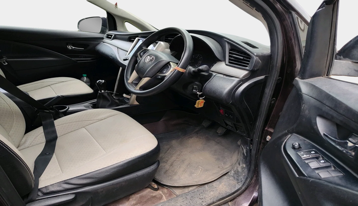 2017 Toyota Innova Crysta 2.4 GX 8 STR, Diesel, Manual, 1,42,000 km, interior