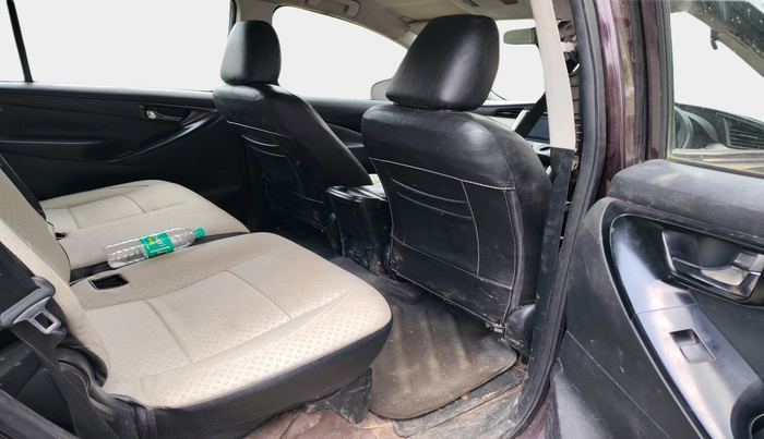 2017 Toyota Innova Crysta 2.4 GX 8 STR, Diesel, Manual, 1,42,000 km, interior