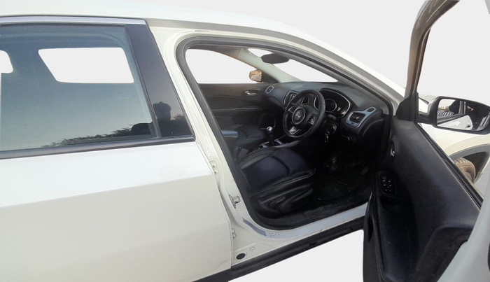 2017 Jeep Compass SPORT 2.0 DIESEL, Diesel, Manual, 1,09,349 km, interior