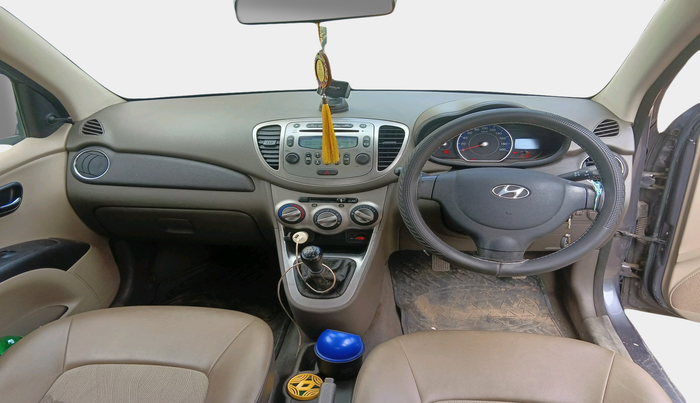 2015 Hyundai i10 SPORTZ 1.1, Petrol, Manual, 50,866 km, interior
