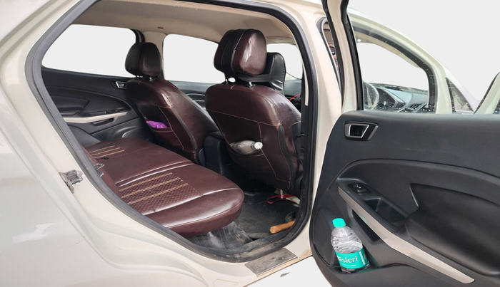 2018 Ford Ecosport TITANIUM + 1.5L DIESEL, Diesel, Manual, 1,34,464 km, interior