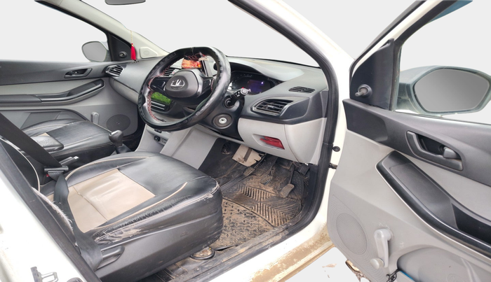 2022 Tata Tiago XE PETROL, Petrol, Manual, 88,011 km, interior