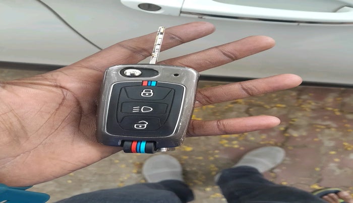 2018 Tata TIGOR XZ PLUS PETROL, Petrol, Manual, 1,39,384 km, interior