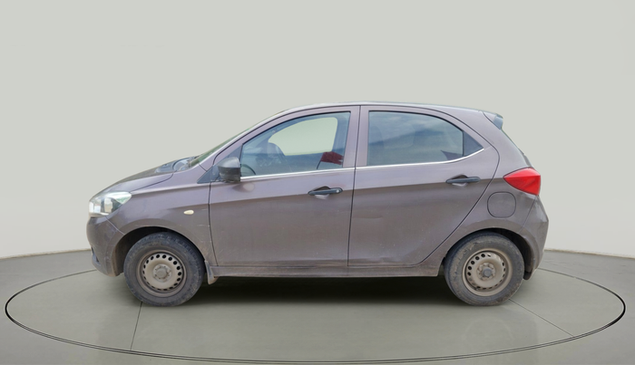 2018 Tata Tiago XE PETROL, Petrol, Manual, 1,04,474 km, exterior