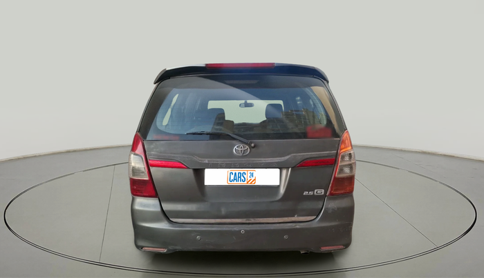 2014 Toyota Innova 2.5 GX 8 STR, Diesel, Manual, 1,49,576 km, exterior