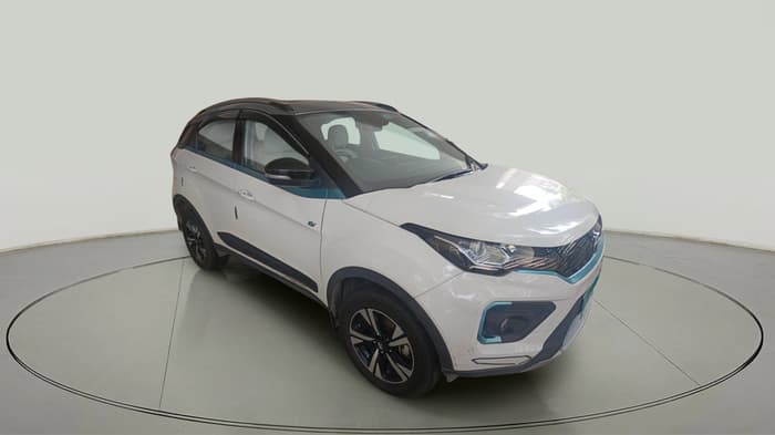 2022 Tata NEXON EV XZ PLUS LUX, Electric, Automatic, 88,000 km, exterior