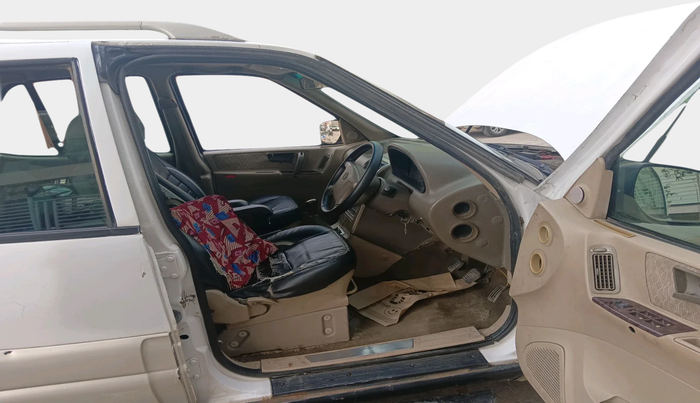 2012 Tata Safari 4X2 LX DICOR, Diesel, Manual, 1,40,338 km, interior