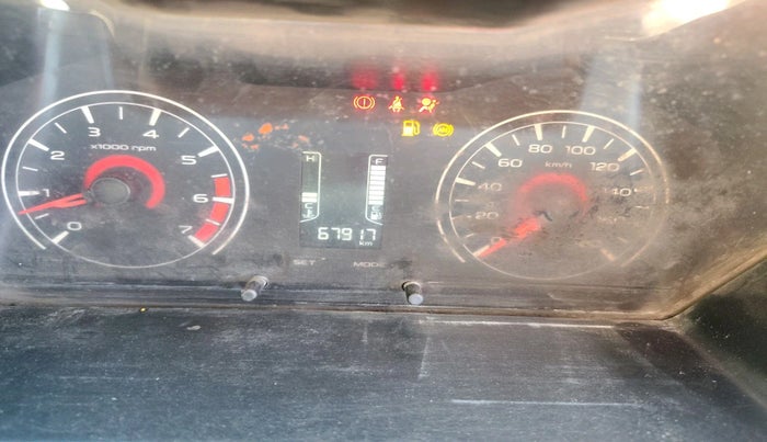 2018 Mahindra KUV 100 NXT K4+ D 6 STR, Diesel, Manual, 67,917 km, interior